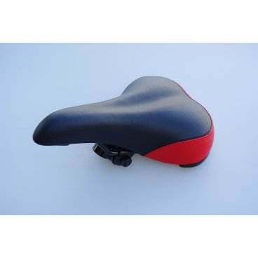 Седло велосипедное STARK 6015 MTB 265*170mm, пластиковый бампер, с креплением, черно\красное