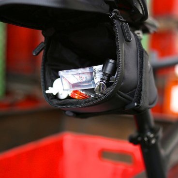 Сумка велосипедная Zefal Iron Pack 2 M-Ds Saddle Bag, подседельная, 0.9L, черный, 2023, 7026
